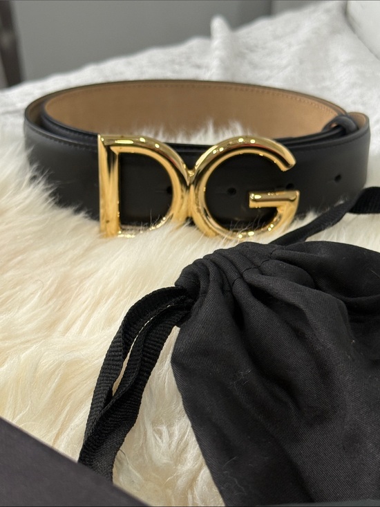 Dolce & Gabbana Accessories - Dolce & Gabbana Black Leather Belt with Gold DG Buckle